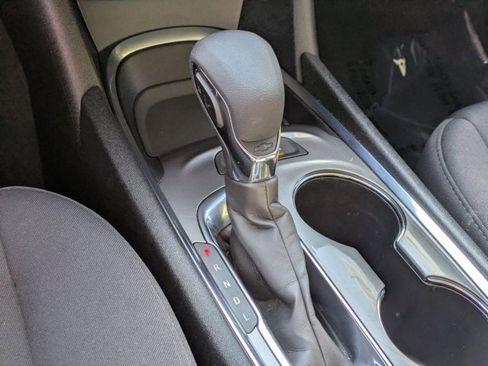 Used 2024 Chevrolet Malibu LT image 11