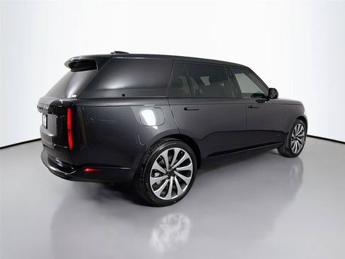 New 2026 Land Rover Range Rover Long Wheelbase SE AWD/4WD image 5