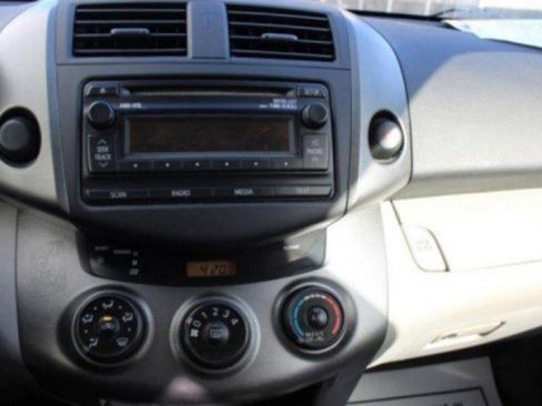 Used 2012 Toyota RAV4 FWD w/ Value Pkg image 24