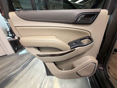 Used 2019 GMC Yukon SLT w/ Premium Edition image 54