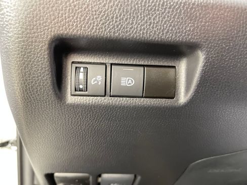 Certified 2025 Toyota RAV4 XLE FWD image 30