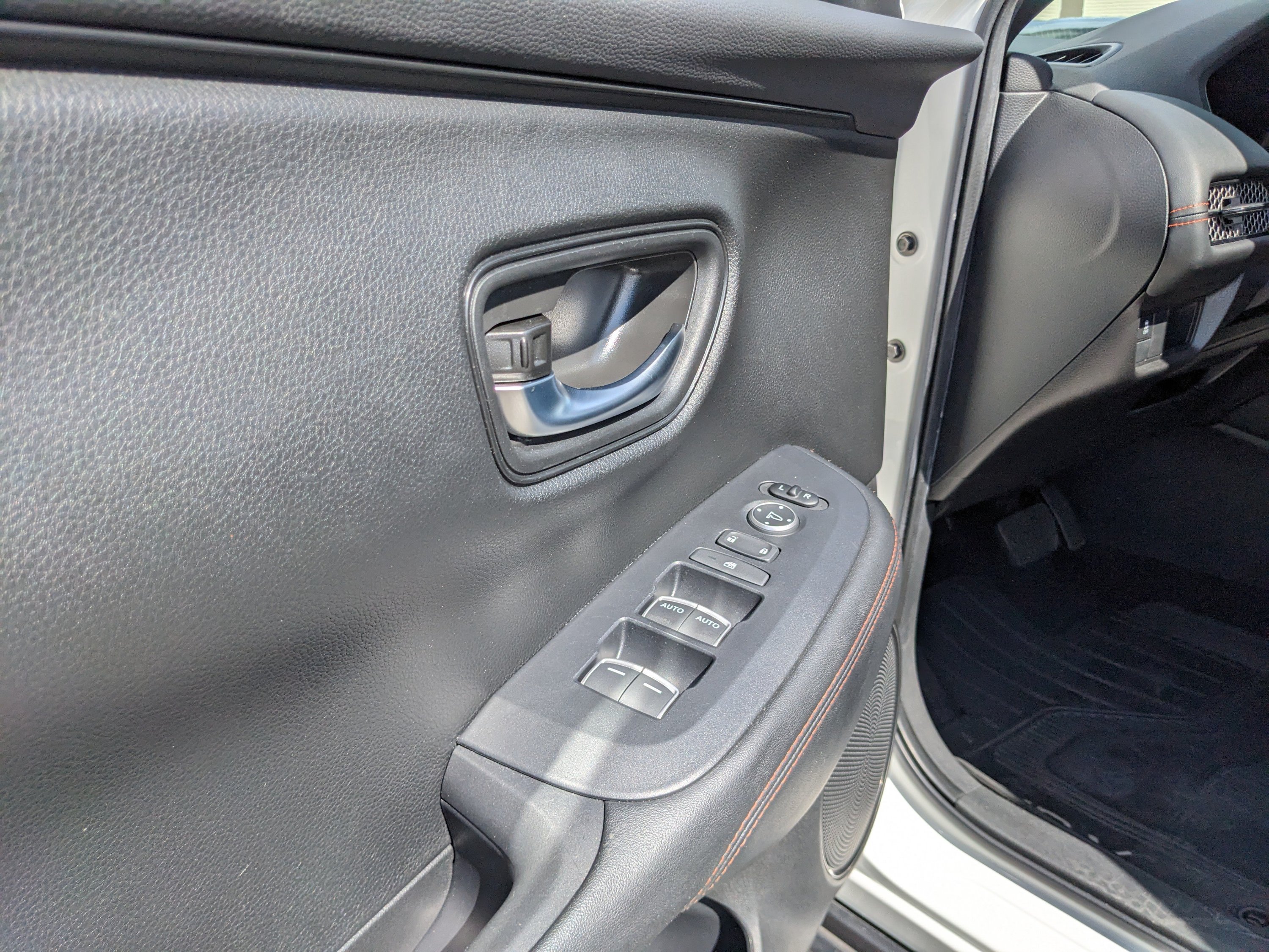 Used 2024 Honda HR-V Sport image 19