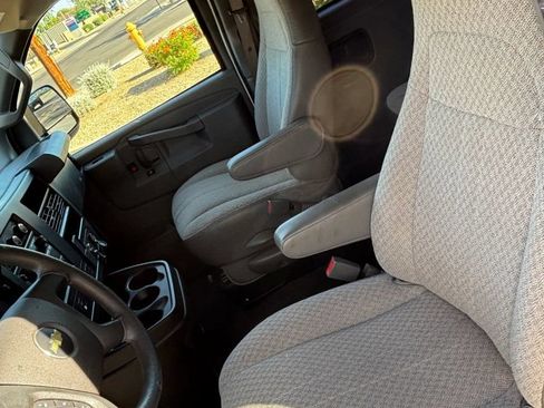 Used 2019 Chevrolet Express 3500 LT w/ LT Preferred Equipment Group RWD image 16
