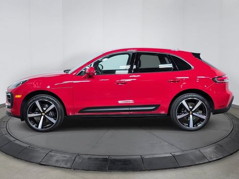 Certified 2026 Porsche Macan AWD/4WD image 2