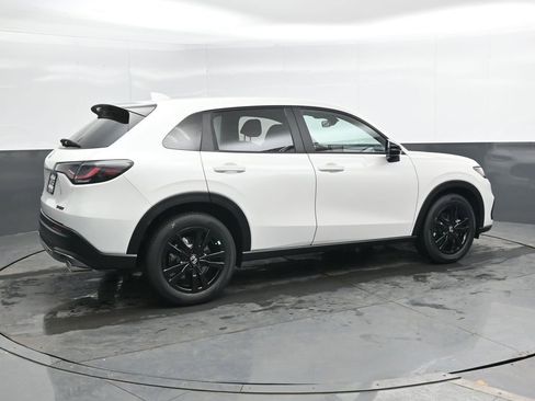 New 2026 Honda HR-V Sport image 2