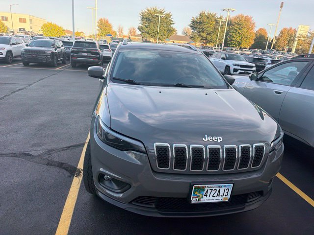 Used 2021 Jeep Cherokee Latitude Lux w/ Sun & Sound Group AWD/4WD image 2