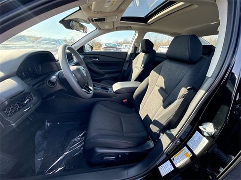 Used 2024 Honda Accord EX image 16