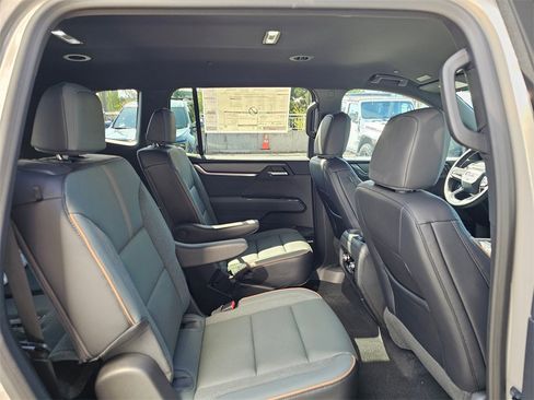 New 2026 GMC Acadia AT4 image 13