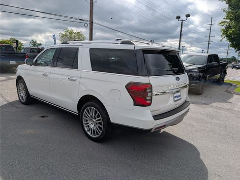 Used 2023 Ford Expedition Max Limited AWD/4WD image 3