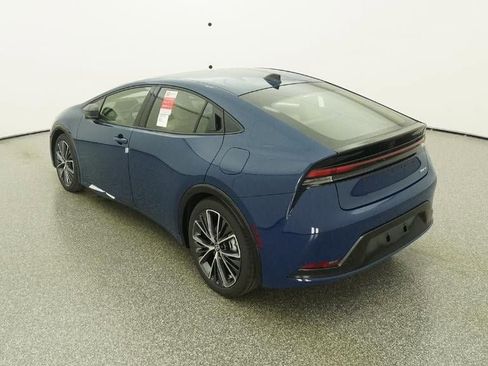 New 2026 Toyota Prius XLE image 5