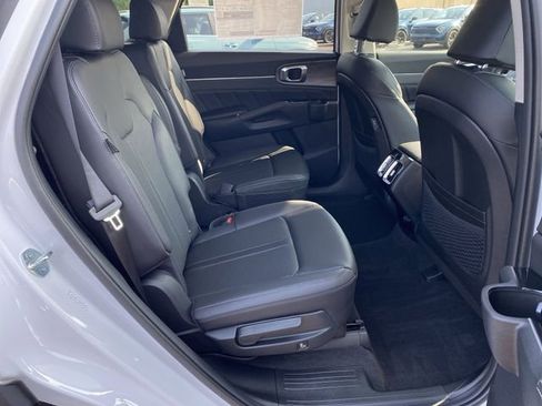 New 2025 Kia Sorento SX image 39