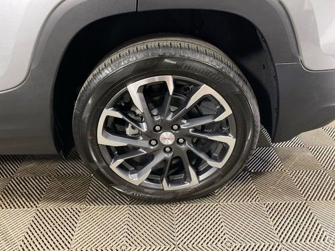 Used 2023 GMC Terrain SLT w/ Infotainment Package II AWD/4WD image 10
