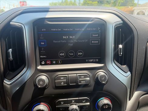 Used 2020 Chevrolet Silverado 1500 LT w/ All-Star Edition AWD/4WD image 19