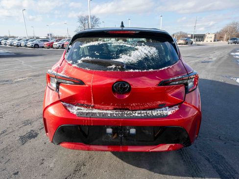 Used 2025 Toyota Corolla SE w/ SE Package image 5