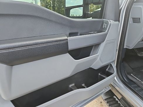 Used 2024 Ford F350 XLT w/ 360-Degree Camera Package image 40