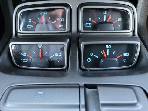 Used 2010 Chevrolet Camaro SS RWD image 22