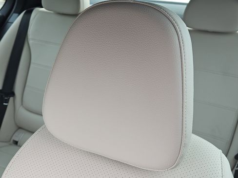 Certified 2025 Mercedes-Benz C 300 Sedan image 15