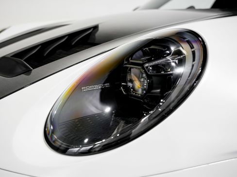 Used 2025 Porsche 911 GT3 RS image 36