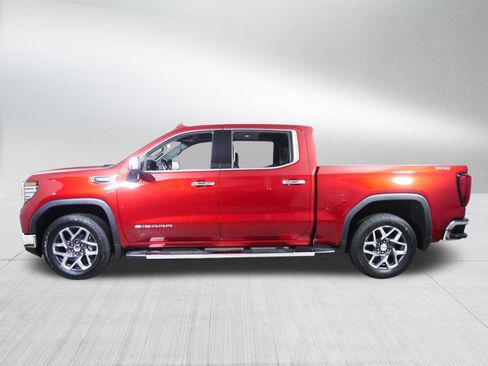 Certified 2024 GMC Sierra 1500 SLT w/ SLT Premium Plus Package image 4
