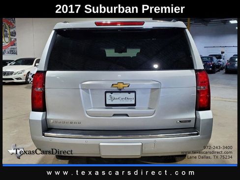 Used 2017 Chevrolet Suburban Premier image 12