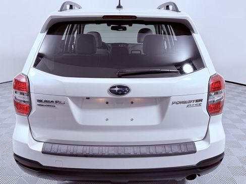 Used 2015 Subaru Forester 2.5i Limited AWD/4WD image 4