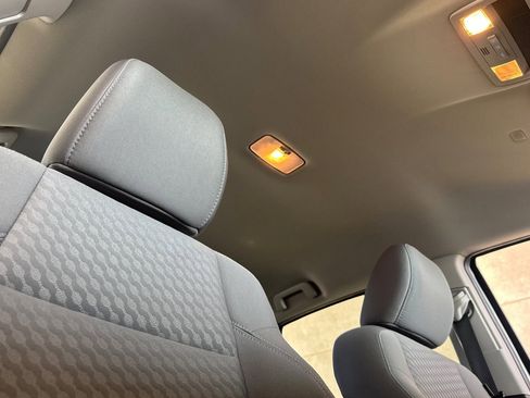 Used 2023 Toyota Tacoma SR5 w/ Black Out Package (TMS) image 16