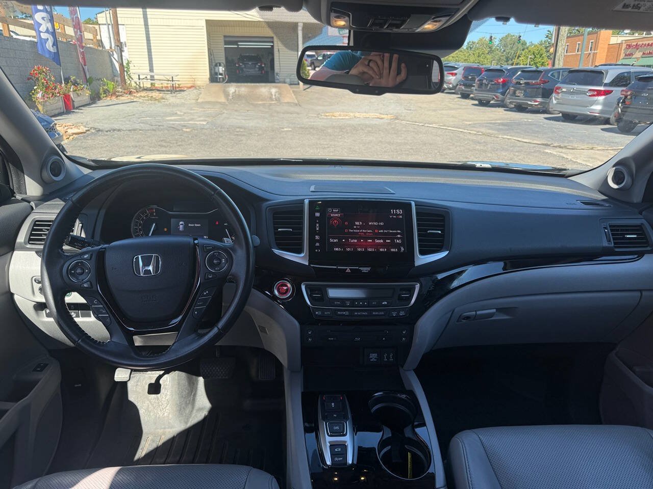 Used 2016 Honda Pilot Elite image 22
