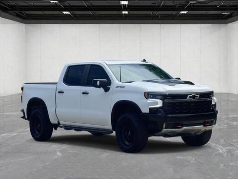 Used 2024 Chevrolet Silverado 1500 ZR2 w/ Technology Package AWD/4WD image 7