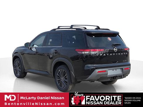 New 2026 Nissan Pathfinder SL AWD/4WD image 4