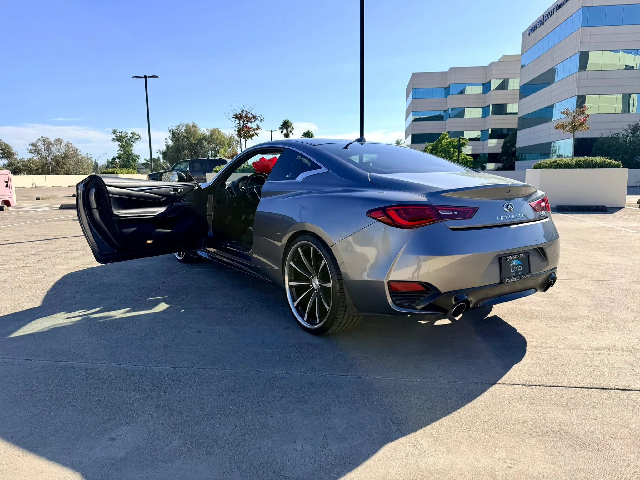Used 2019 INFINITI Q60 3.0t w/ Cargo Package RWD image 55