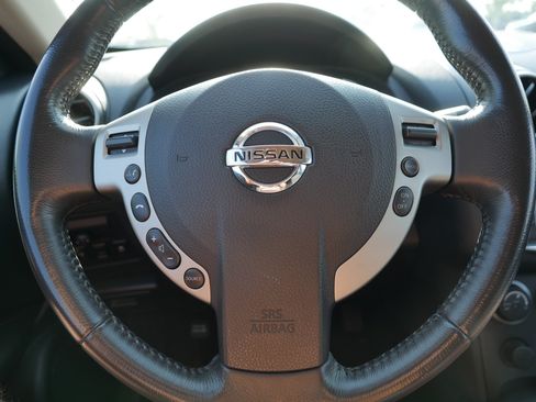 Used 2012 Nissan Rogue SL AWD/4WD image 25