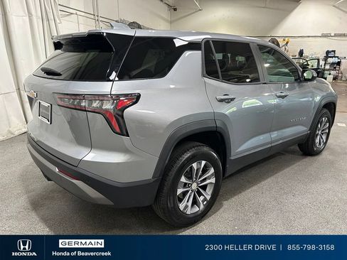 Used 2025 Chevrolet Equinox LT AWD/4WD image 8