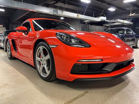 Used 2018 Porsche 718 Cayman S RWD image 10