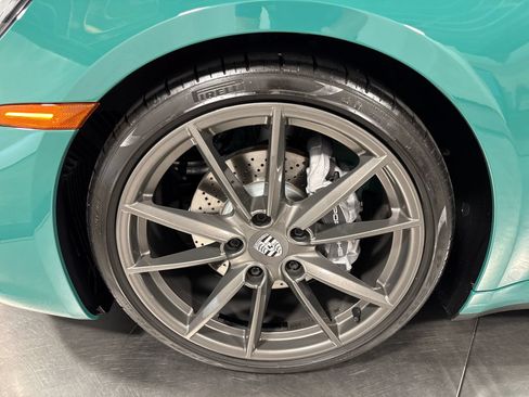 Used 2024 Porsche 911 Carrera T RWD image 2