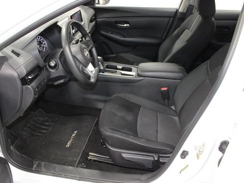 Used 2025 Nissan Sentra SV FWD image 16