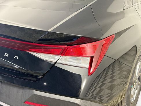 Used 2024 Hyundai Elantra SEL FWD image 34