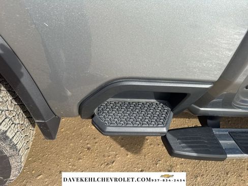 Used 2025 Chevrolet Silverado 2500 High Country w/ High Country Premium Package image 45