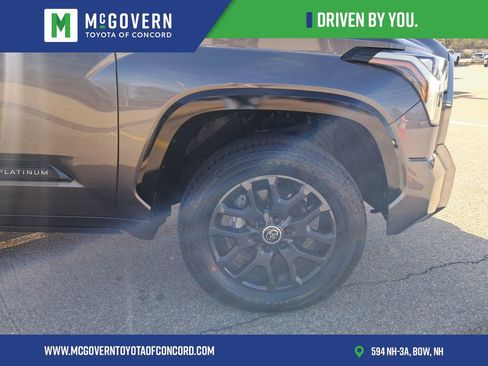 Used 2024 Toyota Tundra Platinum AWD/4WD image 8