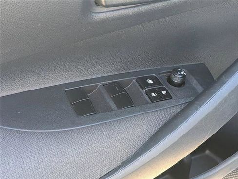 Used 2024 Toyota Corolla LE FWD image 12
