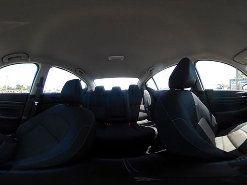 Used 2025 Nissan Altima 2.5 SV FWD image 43
