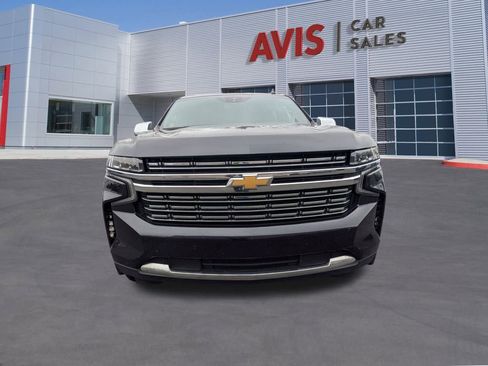Used 2023 Chevrolet Suburban Premier image 2