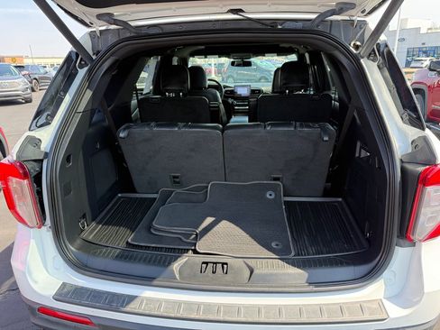 Used 2023 Ford Explorer ST w/ Equipment Group 401A AWD/4WD image 12
