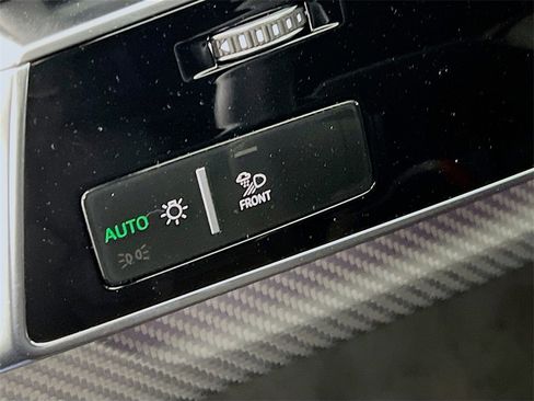 New 2026 Audi Q8 Prestige image 10