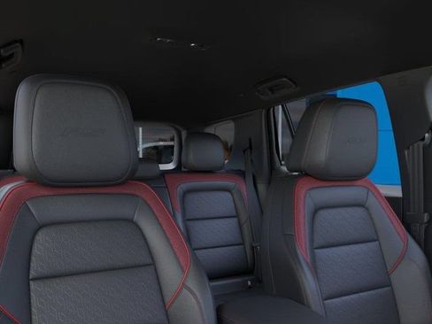 New 2026 Chevrolet Equinox RS w/ LPO, Floor Liner Package FWD image 24
