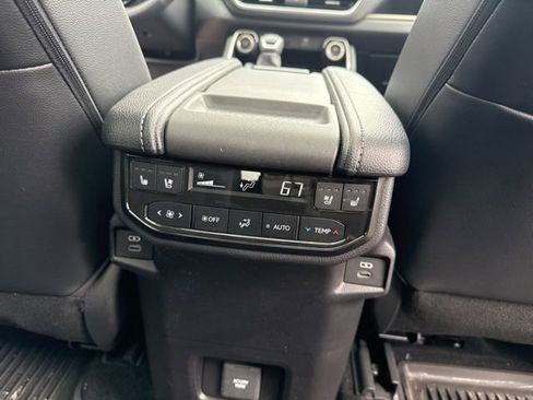 Used 2025 Toyota Grand Highlander AWD image 35