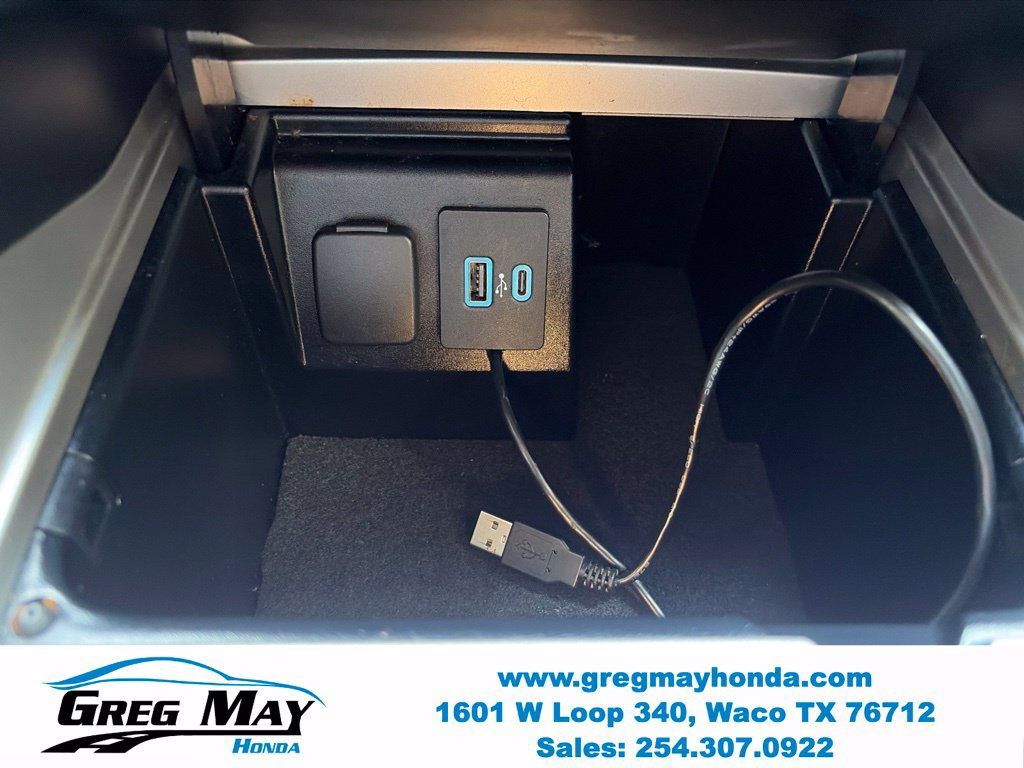 Used 2021 Ford Explorer Limited w/ Equipment Group 301A RWD image 31