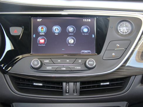 Used 2020 Buick Envision Essence w/ Experience Buick Package FWD image 18
