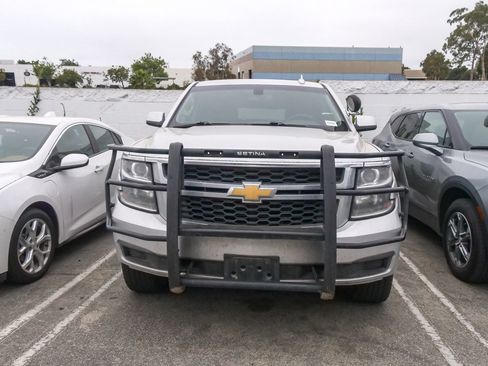 Used 2018 Chevrolet Tahoe 4WD w/ Max Trailering Package image 2