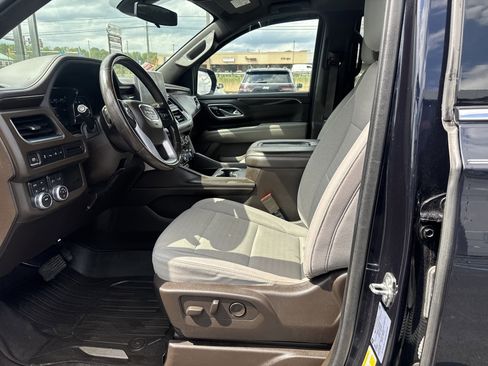 Used 2021 GMC Yukon XL SLE AWD/4WD image 12