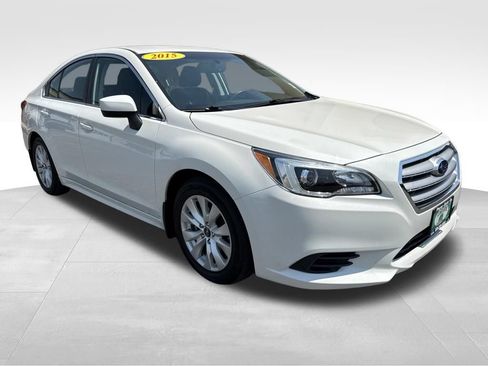 Used 2015 Subaru Legacy 2.5i Premium AWD/4WD image 8
